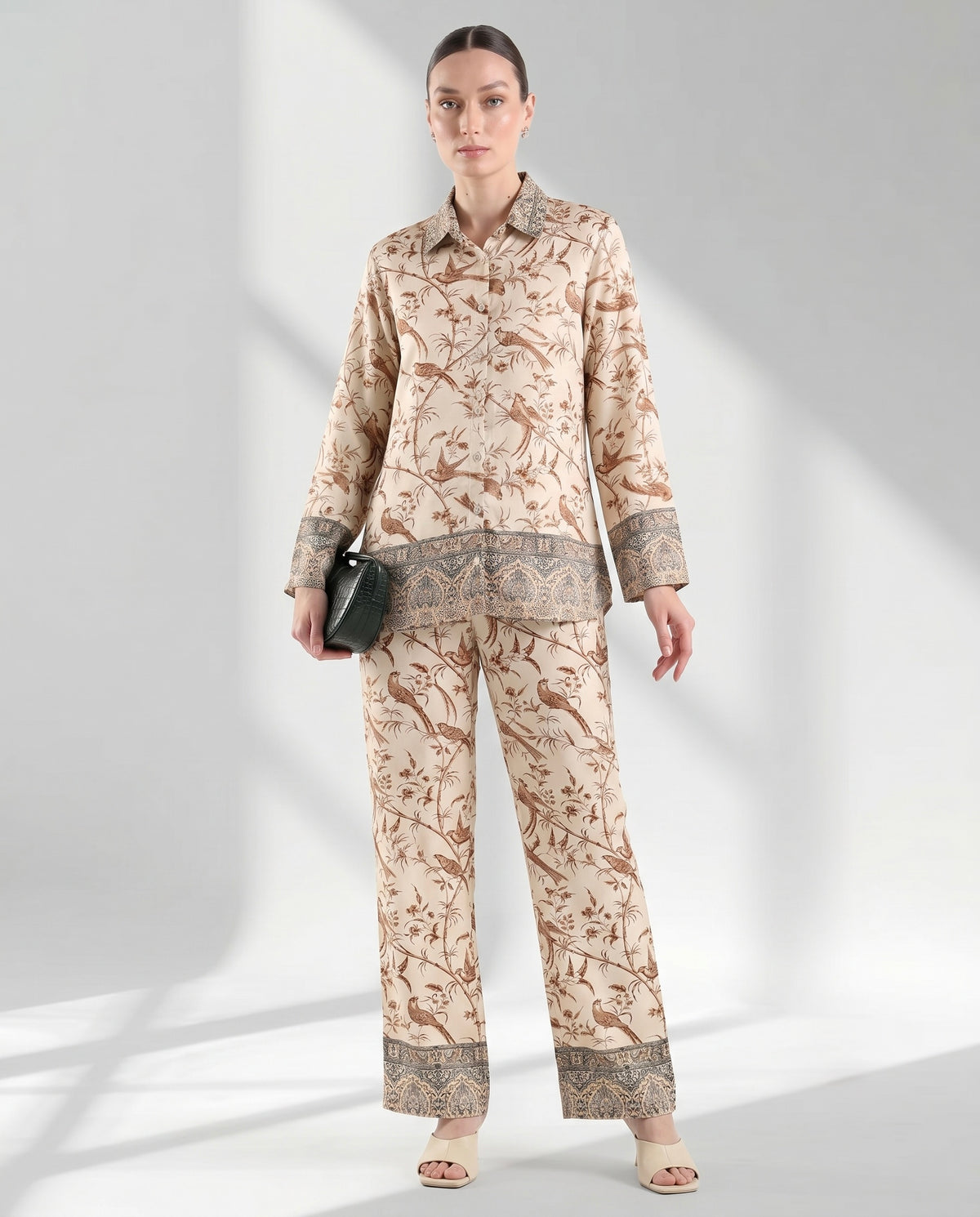 Women's Vintage Bird Motif Silk-Feel Lounge Set