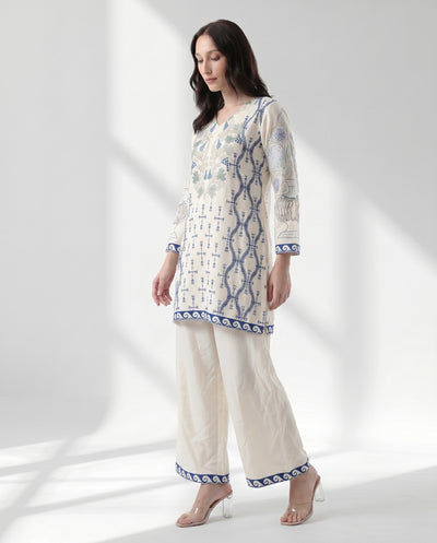 Women’s Ivory Blue Floral Printed Straight Kurti with Wide-Leg Palazzo Set