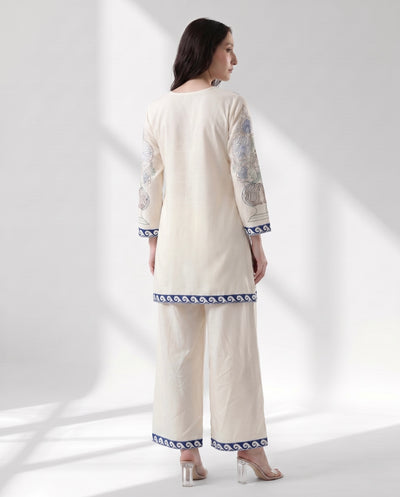 Women’s Ivory Blue Floral Printed Straight Kurti with Wide-Leg Palazzo Set