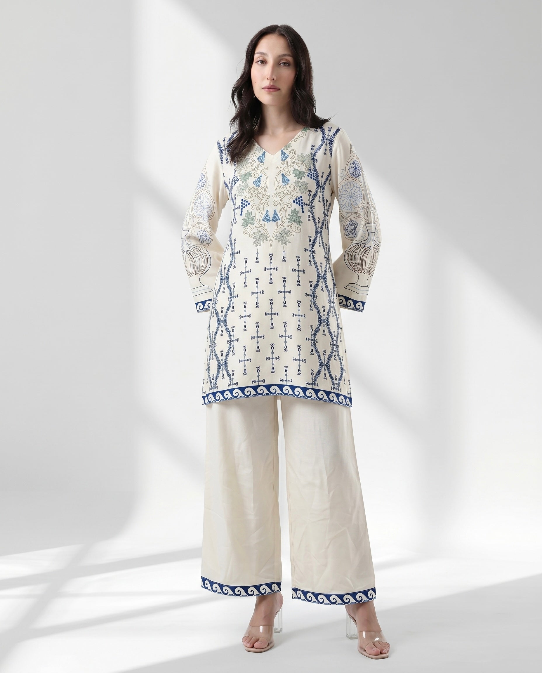 Women’s Ivory Blue Floral Printed Straight Kurti with Wide-Leg Palazzo Set